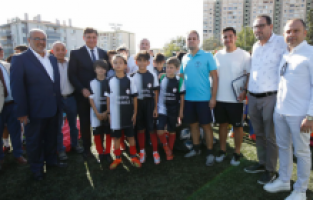 Karşıyaka Belediyesi’nden Amatör Spor Kulüplerine Destek