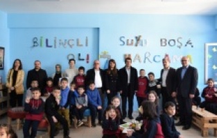 Mustafakemalpaşa Belediyesi’nden sıfır atık kütüphanesi