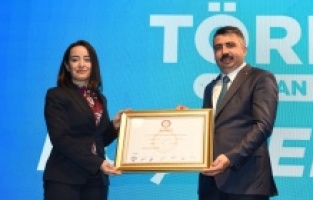 Başkan Yılmaz güven tazeledi