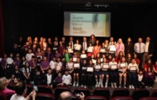 Geleceklerine dair hayallerini resimle anlattılar