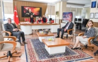 Karacabey’de başkanlık koltuğuna Baran oturdu