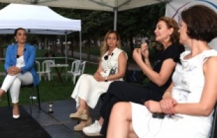 Kadınlar Osmangazi’de hem eğlendi hem de öğrendi