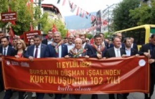 Yeşil Bursa, al sancağına kavuştu