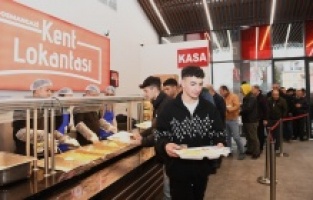 Osmangazi’nin iftar sofraları dolup taşıyor