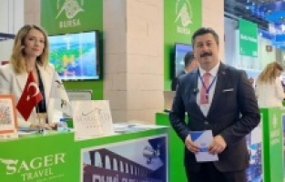 Başkan Ercan Özel Yenişehir'i dünyaya tanıtıyor