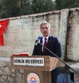 Gemlik Belediyesi'nden çiftçiye can suyu