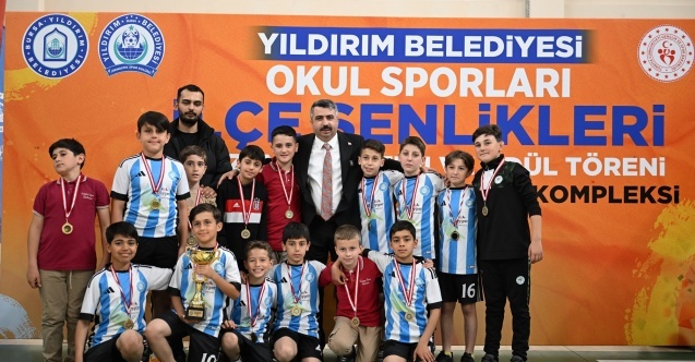 Yıldırım Belediyesi’nden okullara ‘Spor’ desteği