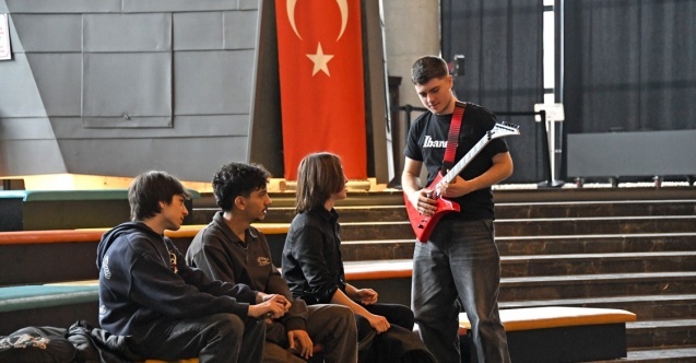 “Gençlerin Başkanı Erkan Aydın”